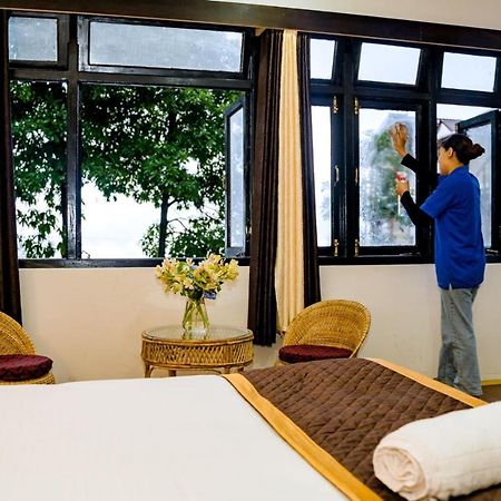 Daksha Pelling Nest Hotel Exterior photo
